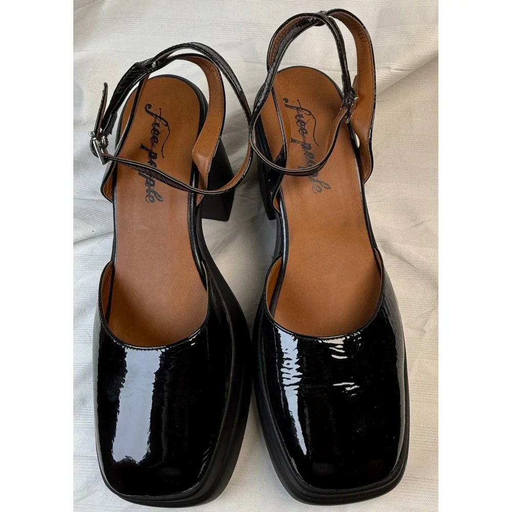 Free People Double Stack Platform Mary Janes Black Patent EU 41 NWOT Italy